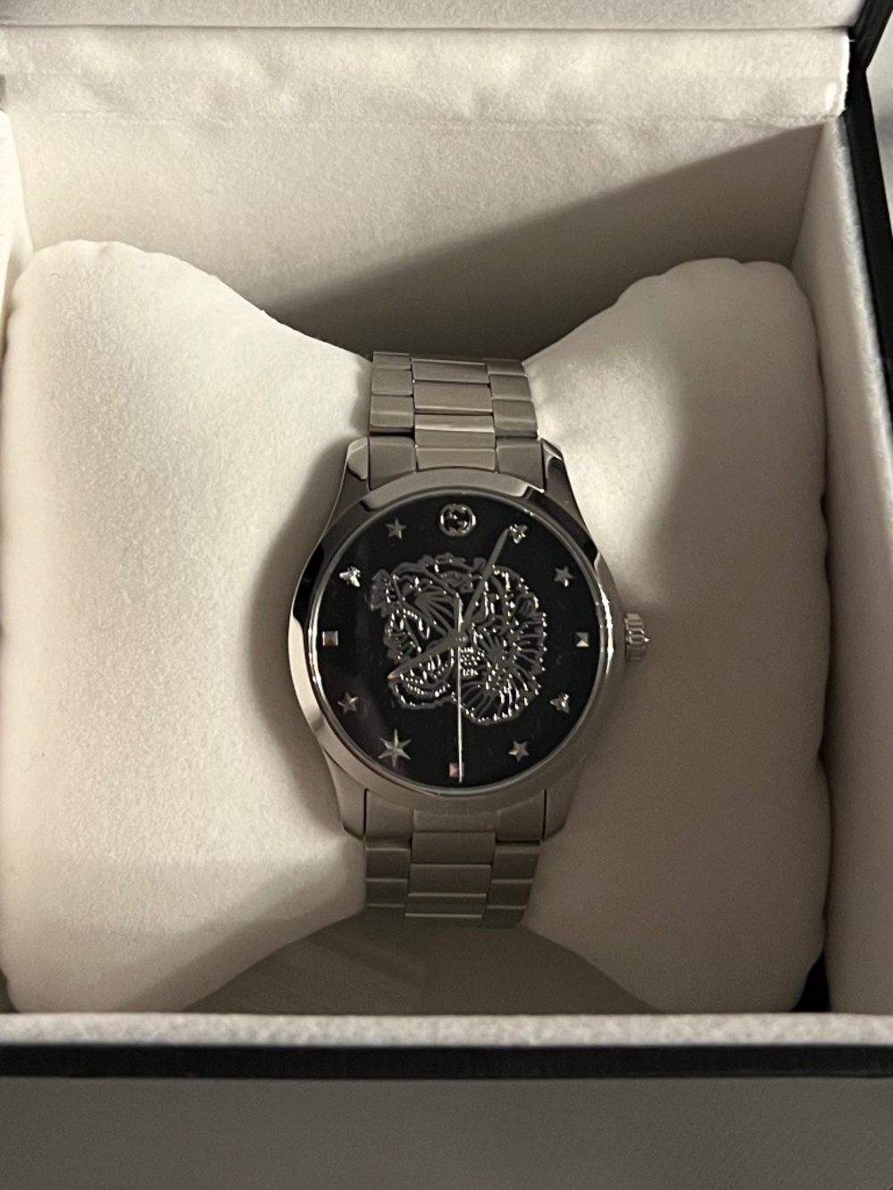 Gucci Timeless Watch